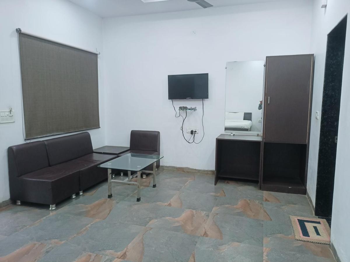 Nisarg Resort Jabalpur Luaran gambar