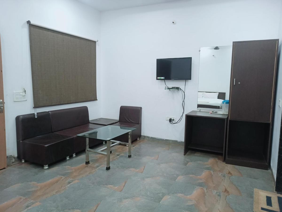 Nisarg Resort Jabalpur Luaran gambar