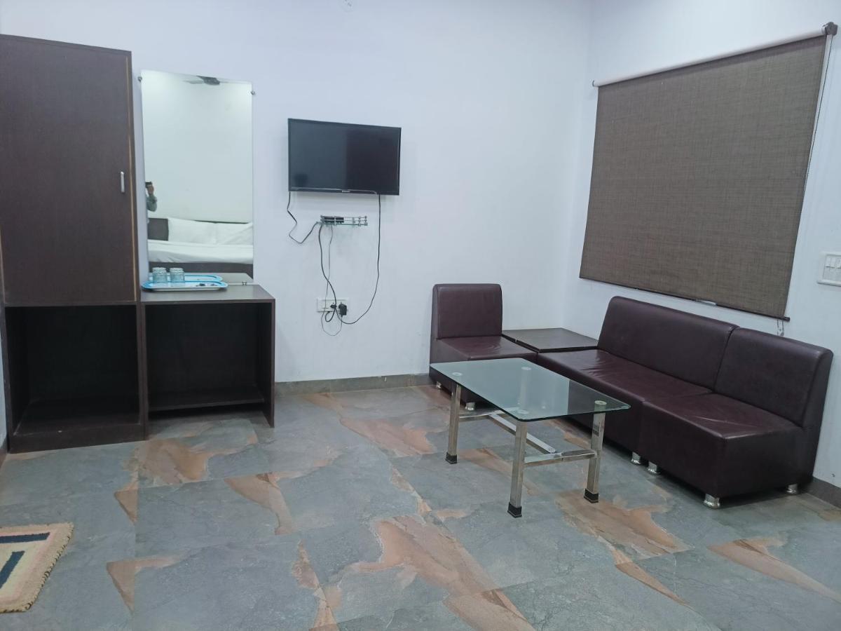 Nisarg Resort Jabalpur Luaran gambar